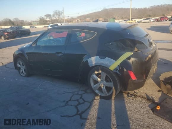 ✅ 2013 Hyundai Veloster w/Black Int • VIN: KMHTC6AD5DU145912 • Lot: 45750855. Wystawiony na Copart z przebiegiem 112 719 mil. Bezpłatny archiwum sprzedaży aukcyjnych z USA i szczegółowy raport historii pojazdu na DreamBid. Zdjęcie 2.