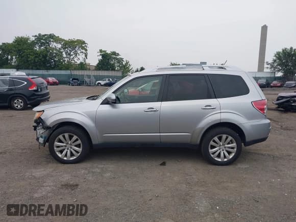 ✅ 2012 Subaru Forester X Touring • VIN: JF2SHAGC2CH420356 • Lot: 42901734. Wystawiony na IAAI z przebiegiem 136 030 mil. Bezpłatny archiwum sprzedaży aukcyjnych z USA i szczegółowy raport historii pojazdu na DreamBid. Zdjęcie 14.
