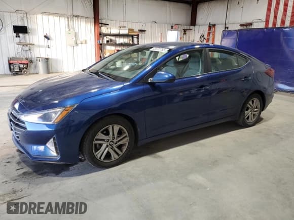 ✅ 2019 Hyundai Elantra SEL • VIN: 5NPD84LF3KH426532 • Lot: 92072755. Listed on Copart with 88,093 mi. Free auction sales archive from the USA and detailed vehicle history report at DreamBid. Image 1.