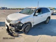 ✅ 2014 Kia Sorento LX • VIN: 5XYKT3A66EG465842 • Lot: 93098945. Listed on Copart with 249,538 mi. Free auction sales archive from the USA and detailed vehicle history report at DreamBid. Image 1.