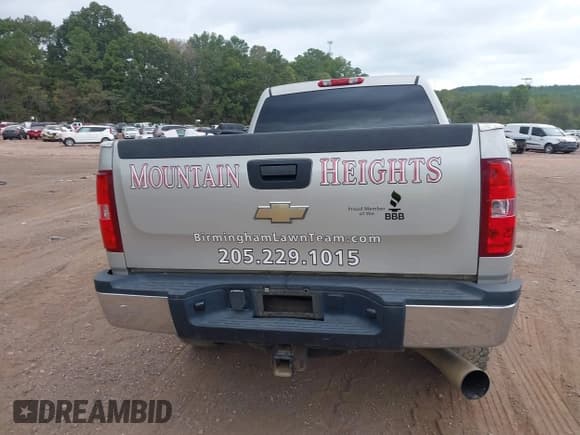 ✅ 2008 Chevrolet Silverado 2500HD LTZ • VIN: 1GCHK23648F154552 • Лот: 43400235. Опубликован ранее на IAAI с пробегом 197 246 миль. Бесплатный доступ к архиву аукционных продаж из США и подробный отчёт об истории автомобиля на DreamBid. Изображение 16.