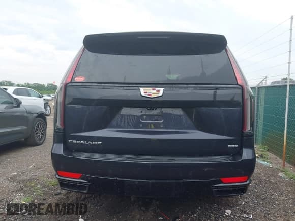 ✅ 2023 Cadillac Escalade 4WD Sport • VIN: 1GYS4FKL8PR153863 • Лот: 42653740. Опубликован ранее на IAAI с пробегом Не указан. Бесплатный доступ к архиву аукционных продаж из США и подробный отчёт об истории автомобиля на DreamBid. Изображение 16.