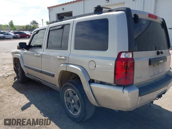 ✅ 2007 Jeep Commander Sport • VIN: 1J8HG48K87C617899 • Лот: 42264678. Опубликован ранее на IAAI с пробегом 206 876 миль. Бесплатный доступ к архиву аукционных продаж из США и подробный отчёт об истории автомобиля на DreamBid. Изображение 3.