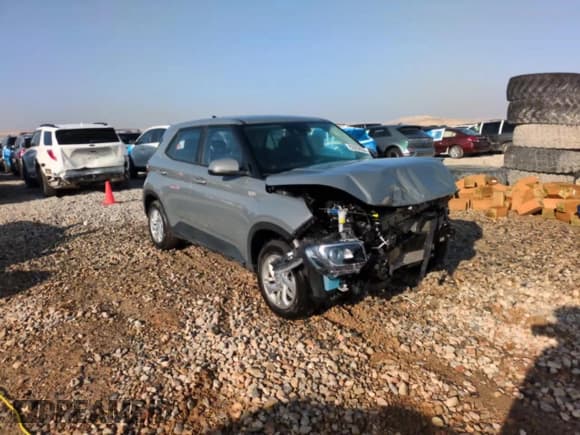 ✅ 2022 Hyundai Venue SE • VIN: KMHRB8A30NU207427 • Lot: 83052634. Listed on Copart with 15,159 mi. Free auction sales archive from the USA and detailed vehicle history report at DreamBid. Image 13.