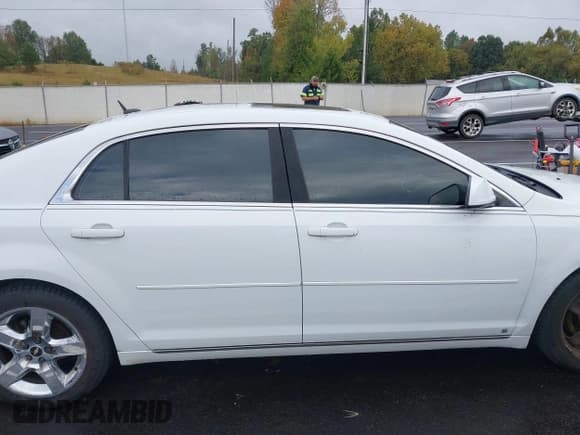 ✅ 2009 Chevrolet Malibu 1LT • VIN: 1G1ZH57B794139075 • Лот: 43495710. Опубликован ранее на IAAI с пробегом 177 323 миль. Бесплатный доступ к архиву аукционных продаж из США и подробный отчёт об истории автомобиля на DreamBid. Изображение 13.