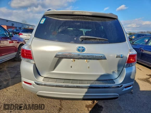 ✅ 2013 Toyota Highlander Limited • VIN: JTEDC3EH4D2011923 • Lot: 93937515. Listed on Copart with 238,249 mi. Free auction sales archive from the USA and detailed vehicle history report at DreamBid. Image 6.