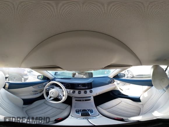 ✅ 2019 Mercedes-Benz E 450 • VIN: WDD1K6JB4KF079311 • Lot: 43009945. Wystawiony na IAAI z przebiegiem 79 399 mil. Bezpłatny archiwum sprzedaży aukcyjnych z USA i szczegółowy raport historii pojazdu na DreamBid. Zdjęcie 19.