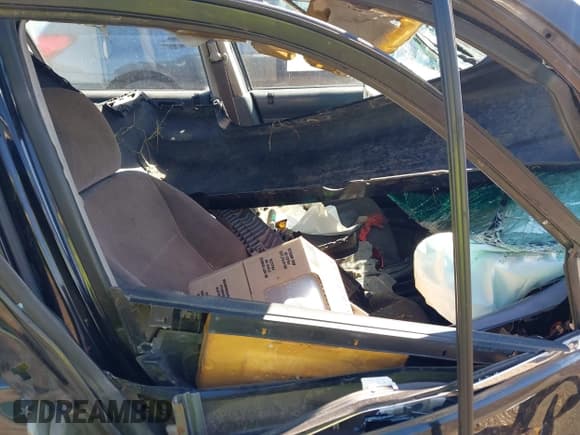 ✅ 2001 Honda Civic EX • VIN: 1HGES25781L049997 • Лот: 43394240. Опубликован ранее на IAAI с пробегом Не указан. Бесплатный доступ к архиву аукционных продаж из США и подробный отчёт об истории автомобиля на DreamBid. Изображение 5.