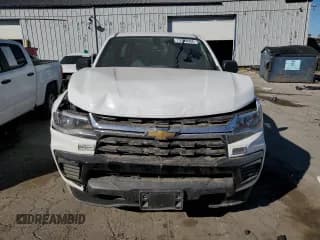 ✅ 2022 Chevrolet Colorado 2WD Work Truck • VIN: 1GCHSBEA4N1301141 • Лот: 75259004. Опубликован ранее на Copart с пробегом 32 597 миль. Бесплатный доступ к архиву аукционных продаж из США и подробный отчёт об истории автомобиля на DreamBid. Изображение 5.