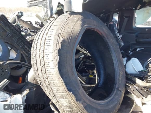 ✅ 2024 Jeep Wagoneer Series II • VIN: 1C4SJVBP1RS139181 • Lot: 41627928. Wystawiony na IAAI z przebiegiem Nie podano. Bezpłatny archiwum sprzedaży aukcyjnych z USA i szczegółowy raport historii pojazdu na DreamBid. Zdjęcie 11.