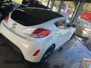 ✅ 2012 Hyundai Veloster w/Red Int • VIN: KMHTC6AD6CU036826 • Lot: 82190224. Wystawiony na Copart z przebiegiem 169 497 mil. Bezpłatny archiwum sprzedaży aukcyjnych z USA i szczegółowy raport historii pojazdu na DreamBid. Zdjęcie 4.