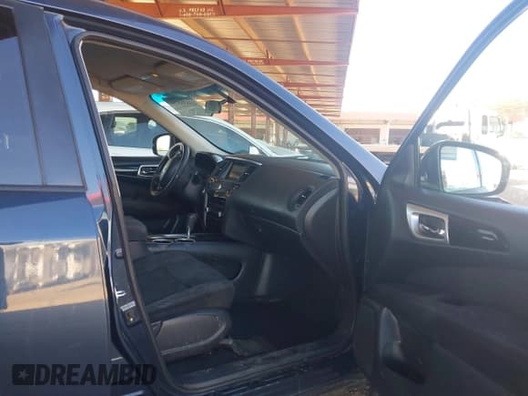 ✅ 2015 Nissan Pathfinder S • VIN: 5N1AR2MN4FC625872 • Lot: 43656579. Listed on IAAI with 139,277 mi. Free auction sales archive from the USA and detailed vehicle history report at DreamBid. Image 5.