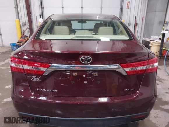 ✅ 2014 Toyota Avalon Limited • VIN: 4T1BK1EB9EU120734 • Lot: 41984803. Wystawiony na IAAI z przebiegiem 80 747 mil. Bezpłatny archiwum sprzedaży aukcyjnych z USA i szczegółowy raport historii pojazdu na DreamBid. Zdjęcie 16.