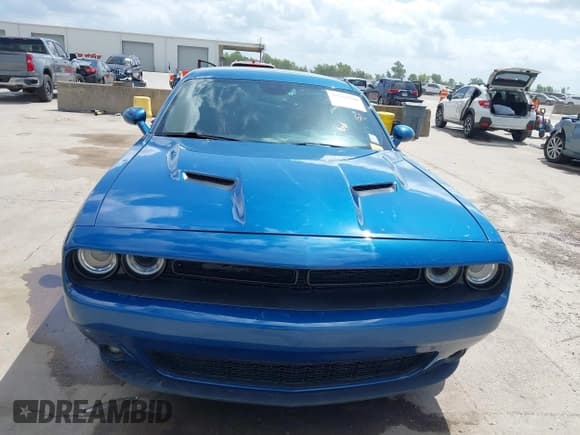 ✅ 2020 Dodge Challenger SXT • VIN: 2C3CDZAG0LH196737 • Lot: 42562788. Listed on IAAI with 85,129 mi. Free auction sales archive from the USA and detailed vehicle history report at DreamBid. Image 11.