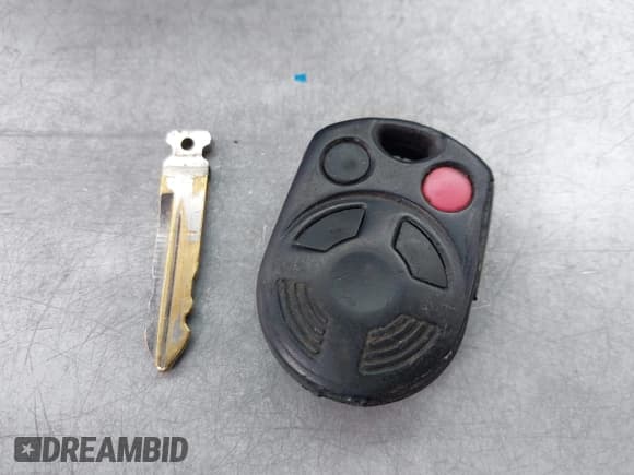 ✅ 2010 Ford Mustang GT • VIN: 1ZVBP8CH3A5138766 • Лот: 42636227. Опубликован ранее на IAAI с пробегом 180 832 миль. Бесплатный доступ к архиву аукционных продаж из США и подробный отчёт об истории автомобиля на DreamBid. Изображение 11.