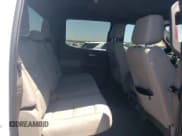 ✅ 2019 Chevrolet Silverado 1500 LT • VIN: 3GCPWCED6KG189469 • Lot: 65848884. Wystawiony na Copart z przebiegiem 64 178 mil. Bezpłatny archiwum sprzedaży aukcyjnych z USA i szczegółowy raport historii pojazdu na DreamBid. Zdjęcie 10.