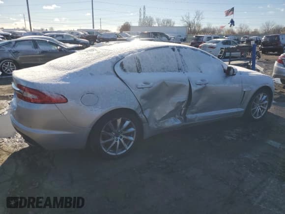 ✅ 2012 Jaguar XF • VIN: SAJWA0FB3CLS37327 • Лот: 91878585. Опубликован ранее на Copart с пробегом 156 640 миль. Бесплатный доступ к архиву аукционных продаж из США и подробный отчёт об истории автомобиля на DreamBid. Изображение 3.