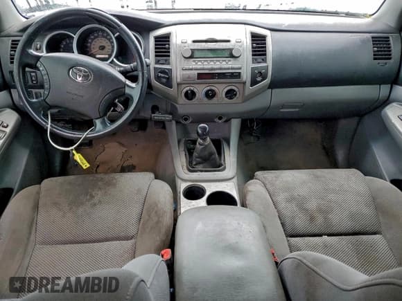 ✅ 2008 Toyota Tacoma • VIN: 5TEUU42N98Z535880 • Lot: 89721905. Wystawiony na Copart z przebiegiem 158 220 mil. Bezpłatny archiwum sprzedaży aukcyjnych z USA i szczegółowy raport historii pojazdu na DreamBid. Zdjęcie 8.