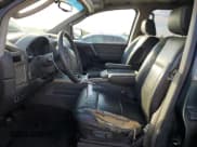 ✅ 2005 Nissan Titan SE • VIN: 1N6AA07A65N551105 • Lot: 81000864. Wystawiony na Copart z przebiegiem 356 781 mil. Bezpłatny archiwum sprzedaży aukcyjnych z USA i szczegółowy raport historii pojazdu na DreamBid. Zdjęcie 7.