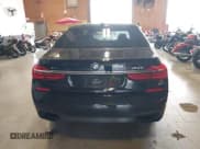 ✅ 2019 BMW 7 Series 750i xDrive • VIN: WBA7F2C51KB239044 • Lot: 42756026. Listed on IAAI with 65,028 mi. Free auction sales archive from the USA and detailed vehicle history report at DreamBid. Image 16.