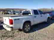 2008 Dodge Dakota ST z VIN 1D7HW28K38S511212, wystawiony jako Copart lot #77956004 z przebiegiem 195 316 mil mil oraz Szkoda całkowita • Salvage title. Historia ofert i sprzedaży dostępna na DreamBid. Obrazek 3.