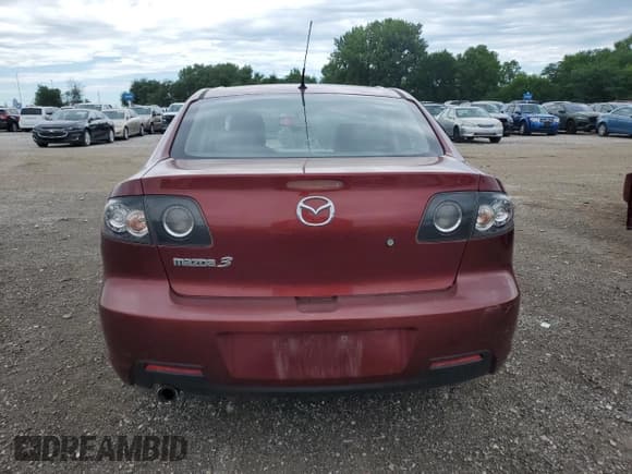✅ 2008 Mazda 3 S GT • VIN: JM1BK323781104129 • Lot: 63052845. Wystawiony na Copart z przebiegiem 173 349 mil. Bezpłatny archiwum sprzedaży aukcyjnych z USA i szczegółowy raport historii pojazdu na DreamBid. Zdjęcie 6.