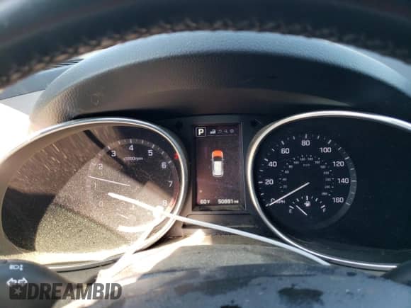 ✅ 2018 Hyundai Santa Fe 2.4L • VIN: 5XYZUDLB4JG536235 • Lot: 51336383. Wystawiony na Copart z przebiegiem 58 091 mil mil. Skorzystaj z bezpłatnego archiwum sprzedaży aukcyjnych z USA i zobacz szczegółowy raport historii pojazdu na DreamBid. Zdjęcie 9.