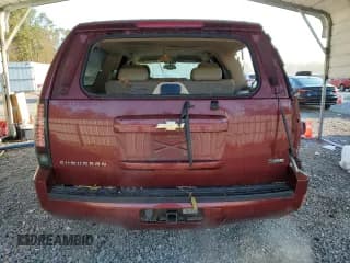 ✅ 2008 Chevrolet Suburban 1LT • VIN: 1GNFK16328J238778 • Lot: 74339254. Wystawiony na Copart z przebiegiem 258 694 mil. Bezpłatny archiwum sprzedaży aukcyjnych z USA i szczegółowy raport historii pojazdu na DreamBid. Zdjęcie 6.
