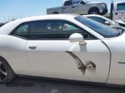 ✅ 2015 Dodge Challenger R/T • VIN: 2C3CDZAT4FH816717 • Lot: 43113796. Wystawiony na IAAI z przebiegiem 69 791 mil. Bezpłatny archiwum sprzedaży aukcyjnych z USA i szczegółowy raport historii pojazdu na DreamBid. Zdjęcie 14.