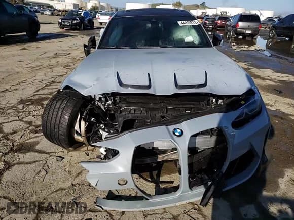 ✅ 2021 BMW M3 Competition • VIN: WBS33AY08MFL28079 • Lot: 44910213. Wystawiony na Copart z przebiegiem 31 993 mil. Bezpłatny archiwum sprzedaży aukcyjnych z USA i szczegółowy raport historii pojazdu na DreamBid. Zdjęcie 11.