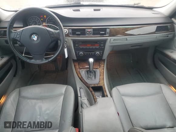 ✅ 2007 BMW 3 Series 328i • VIN: WBAVA33587PV64361 • Лот: 87177445. Опубликован ранее на Copart с пробегом 174 786 миль. Бесплатный доступ к архиву аукционных продаж из США и подробный отчёт об истории автомобиля на DreamBid. Изображение 8.