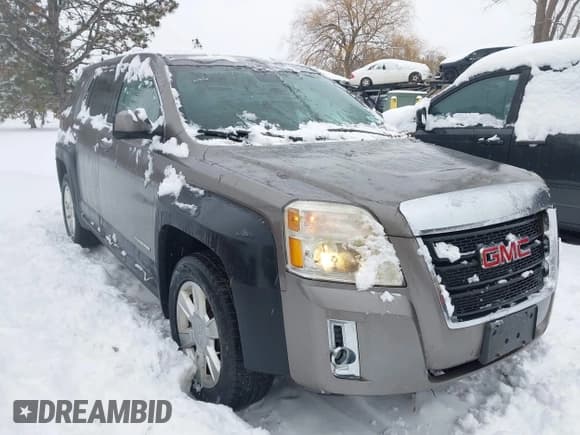 ✅ 2012 GMC Terrain SLE-1 • VIN: 2GKFLREK3C6211564 • Lot: 43847623. Listed on IAAI with 167,290 mi. Free auction sales archive from the USA and detailed vehicle history report at DreamBid. Image 1.