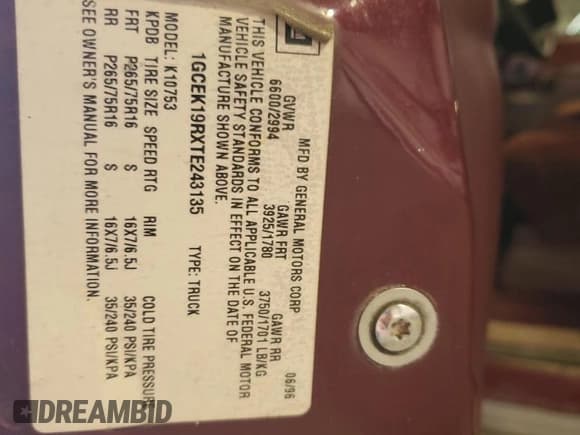 ✅ 1996 Chevrolet Silverado 1500 • VIN: 1GCEK19RXTE243135 • Lot: 89702295. Wystawiony na Copart z przebiegiem 202 839 mil. Bezpłatny archiwum sprzedaży aukcyjnych z USA i szczegółowy raport historii pojazdu na DreamBid. Zdjęcie 12.