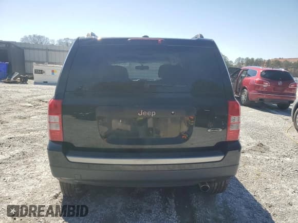 ✅ 2016 Jeep Patriot Sport SE • VIN: 1C4NJPBA3GD677189 • Lot: 48079425. Listed on Copart with 143,217 mi. Free auction sales archive from the USA and detailed vehicle history report at DreamBid. Image 6.