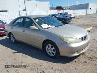 ✅ 2006 Toyota Camry STD • VIN: 4T1BE32K06U160970 • Lot: 43417459. Wystawiony na IAAI z przebiegiem 97 744 mil. Bezpłatny archiwum sprzedaży aukcyjnych z USA i szczegółowy raport historii pojazdu na DreamBid. Zdjęcie 1.