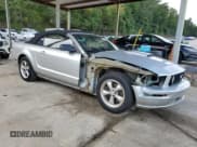 ✅ 2009 Ford Mustang GT • VIN: 1ZVHT85H295120659 • Lot: 70335175. Wystawiony na Copart z przebiegiem 147 583 mil. Bezpłatny archiwum sprzedaży aukcyjnych z USA i szczegółowy raport historii pojazdu na DreamBid. Zdjęcie 4.