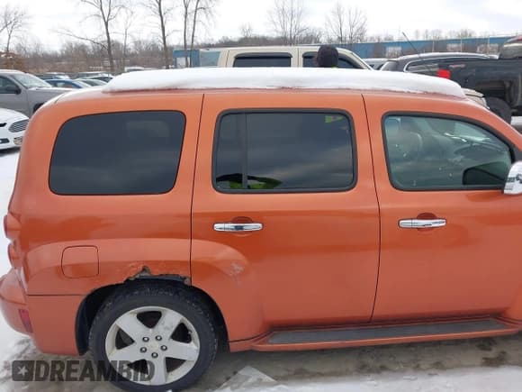✅ 2008 Chevrolet HHR LT • VIN: 3GNDA53PX8S588554 • Lot: 41306439. Listed on IAAI with 216,673 mi. Free auction sales archive from the USA and detailed vehicle history report at DreamBid. Image 13.