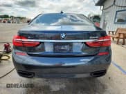 ✅ 2018 BMW 7 Series 750i xDrive • VIN: WBA7B0C59JG527315 • Lot: 69630535. Wystawiony na Copart z przebiegiem 47 063 mil. Bezpłatny archiwum sprzedaży aukcyjnych z USA i szczegółowy raport historii pojazdu na DreamBid. Zdjęcie 6.