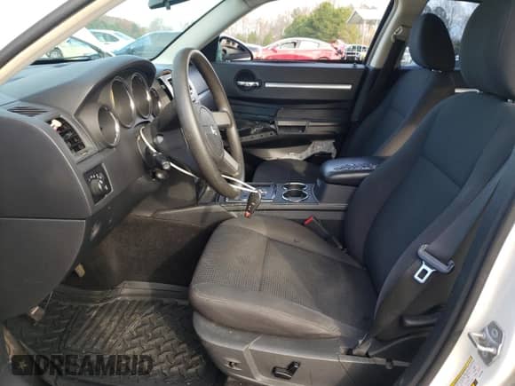 2010 Dodge Charger SXT с VIN 2B3CA3CV5AH187009, выставлен на аукционе Copart как лот 82420124 с пробегом 201 127 миль миль и Списание • Salvage title. История ставок и продаж доступна на DreamBid. Изображение 7.