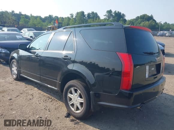 ✅ 2005 Cadillac SRX • VIN: 1GYEE637850104076 • Lot: 42763063. Wystawiony na IAAI z przebiegiem 106 300 mil. Bezpłatny archiwum sprzedaży aukcyjnych z USA i szczegółowy raport historii pojazdu na DreamBid. Zdjęcie 3.