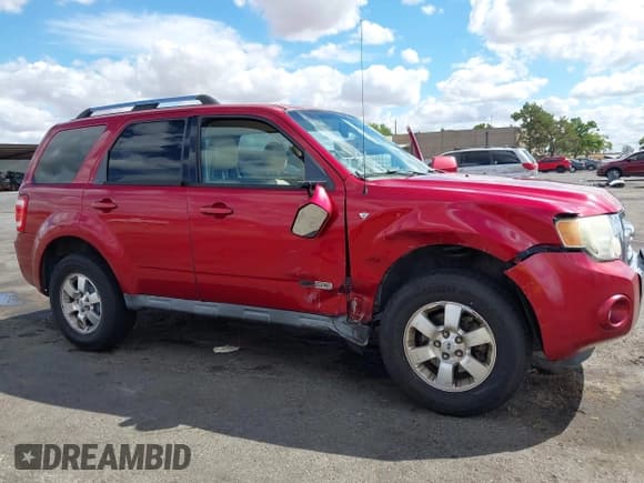 ✅ 2008 Ford Escape Limited • VIN: 1FMCU94138KD75028 • Lot: 43189396. Listed on IAAI with 200,787 mi. Free auction sales archive from the USA and detailed vehicle history report at DreamBid. Image 6.
