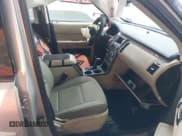 ✅ 2017 Ford Flex SE • VIN: 2FMGK5B89HBA09343 • Лот: 42475712. Опубликован ранее на IAAI с пробегом 186 059 миль. Бесплатный доступ к архиву аукционных продаж из США и подробный отчёт об истории автомобиля на DreamBid. Изображение 5.