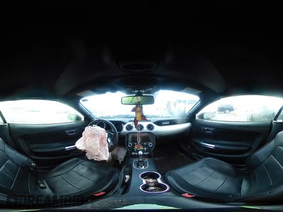 ✅ 2015 Ford Mustang EcoBoost Premium • VIN: 1FATP8UH5F5382986 • Lot: 43393237. Wystawiony na IAAI z przebiegiem 189 619 mil. Bezpłatny archiwum sprzedaży aukcyjnych z USA i szczegółowy raport historii pojazdu na DreamBid. Zdjęcie 19.