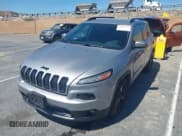 ✅ 2016 Jeep Cherokee Latitude • VIN: 1C4PJMCS4GW170322 • Лот: 41841572. Опубликован ранее на IAAI с пробегом 112 884 миль. Бесплатный доступ к архиву аукционных продаж из США и подробный отчёт об истории автомобиля на DreamBid. Изображение 2.