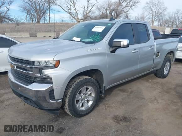 2020 Chevrolet Silverado 1500 LT z VIN 1GCRYDEKXLZ233126, wystawiony jako IAAI lot #41607694 z przebiegiem 111 246 mil mil oraz . Historia ofert i sprzedaży dostępna na DreamBid. Obrazek 2.