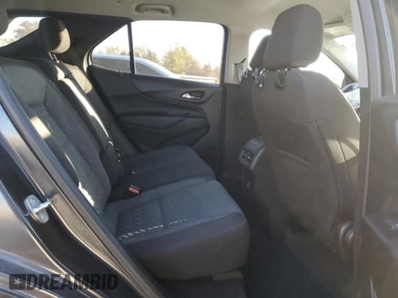 ✅ 2022 Chevrolet Equinox LT • VIN: 2GNAXKEV4N6122348 • Lot: 86664935. Wystawiony na Copart z przebiegiem 43 514 mil. Bezpłatny archiwum sprzedaży aukcyjnych z USA i szczegółowy raport historii pojazdu na DreamBid. Zdjęcie 11.