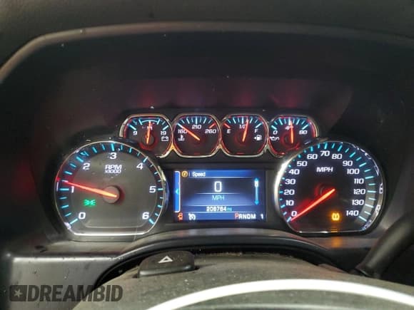 ✅ 2015 Chevrolet Silverado 2500HD LT • VIN: 1GC2KVEGXFZ144312 • Lot: 69129955. Wystawiony na Copart z przebiegiem 208 764 mil. Bezpłatny archiwum sprzedaży aukcyjnych z USA i szczegółowy raport historii pojazdu na DreamBid. Zdjęcie 9.