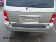 ✅ 2005 Kia Sedona LX • VIN: KNDUP132256697112 • Лот: 42455384. Опубликован ранее на IAAI с пробегом 176 821 миль. Бесплатный доступ к архиву аукционных продаж из США и подробный отчёт об истории автомобиля на DreamBid. Изображение 6.