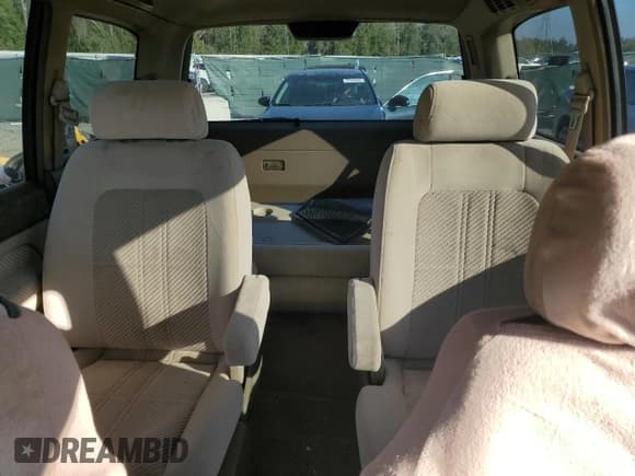 ✅ 1998 Mazda MPV • VIN: JM3LV5228W0844765 • Lot: 88779555. Wystawiony na Copart z przebiegiem 179 581 mil. Bezpłatny archiwum sprzedaży aukcyjnych z USA i szczegółowy raport historii pojazdu na DreamBid. Zdjęcie 10.