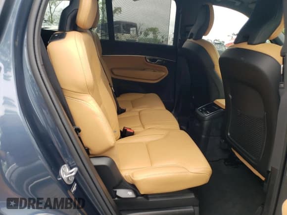 ✅ 2025 Volvo XC90 Ultra • VIN: YV4H60PFXS1305589 • Lot: 59093425. Wystawiony na Copart z przebiegiem 7 326 mil. Bezpłatny archiwum sprzedaży aukcyjnych z USA i szczegółowy raport historii pojazdu na DreamBid. Zdjęcie 10.